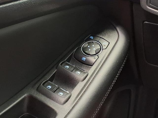 new 2022 Ford Edge car, priced at $18,798