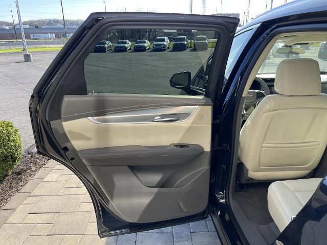 new 2017 Cadillac XT5 car, priced at $19,999