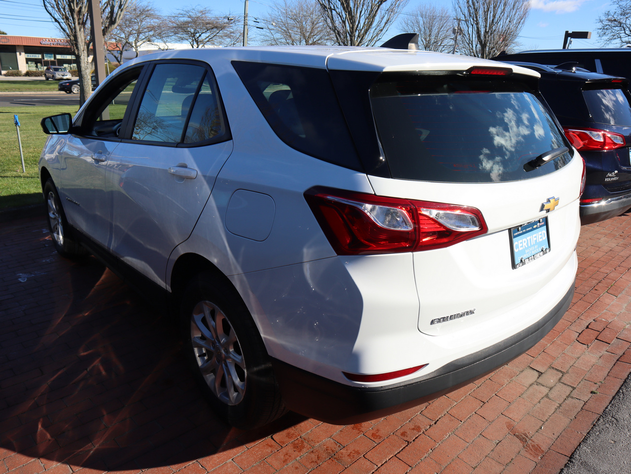 used 2021 Chevrolet Equinox car, priced at $22,995