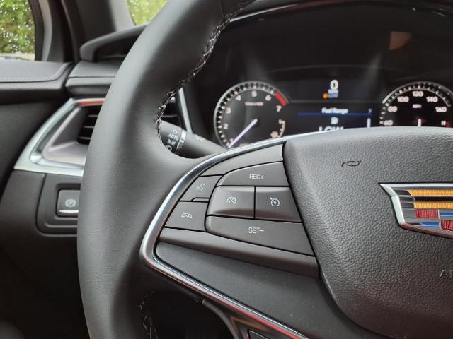 used 2025 Cadillac XT5 car, priced at $46,015