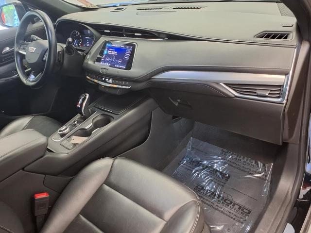 new 2020 Cadillac XT4 car, priced at $17,931