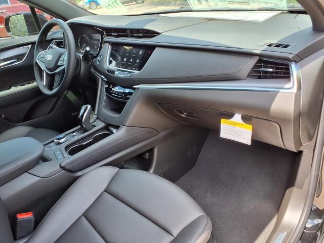used 2025 Cadillac XT5 car, priced at $50,310