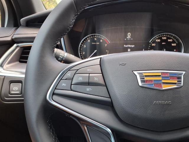used 2025 Cadillac XT5 car, priced at $50,310