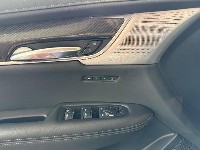 used 2021 Cadillac XT6 car, priced at $43,999