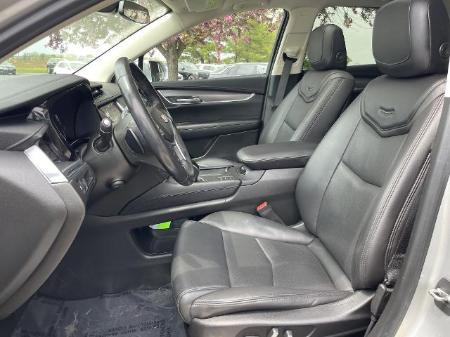 new 2019 Cadillac XT5 car, priced at $28,999