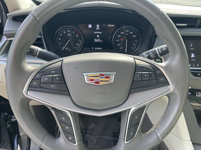 new 2020 Cadillac XT5 car, priced at $35,000