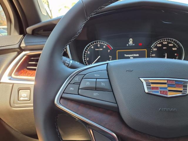 used 2025 Cadillac XT5 car, priced at $53,860