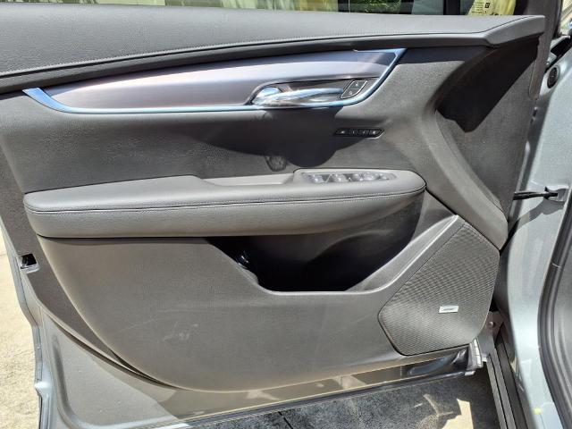 used 2025 Cadillac XT6 car, priced at $48,590