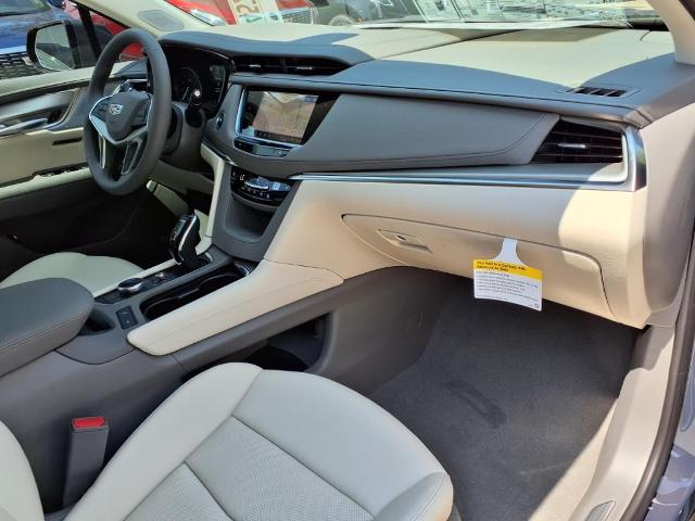 used 2025 Cadillac XT5 car, priced at $56,384