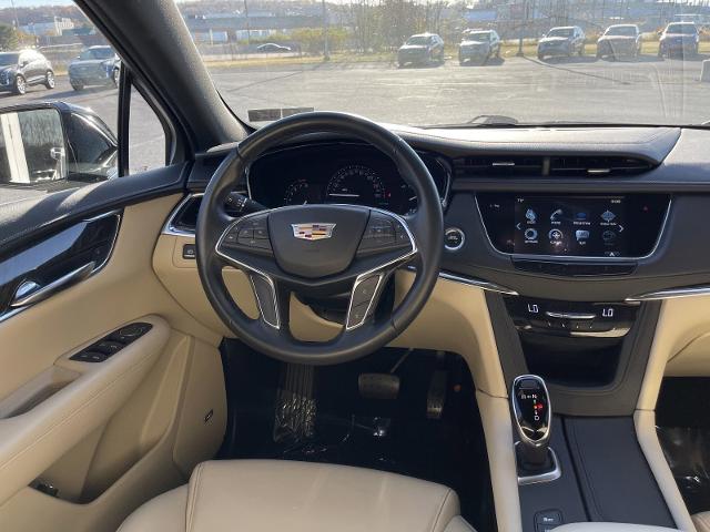 new 2019 Cadillac XT5 car, priced at $24,999