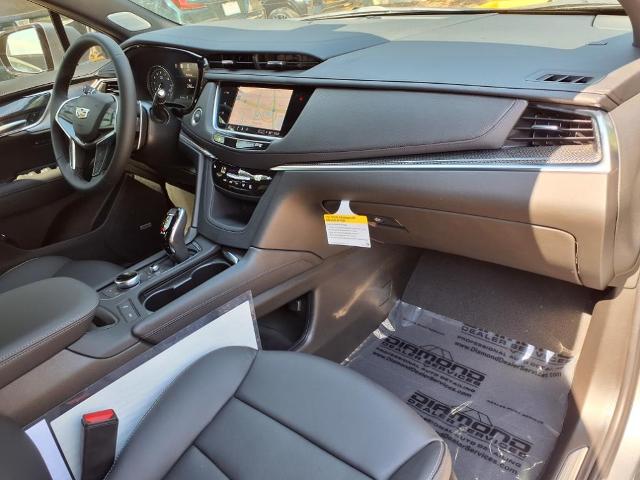 used 2025 Cadillac XT5 car, priced at $61,860