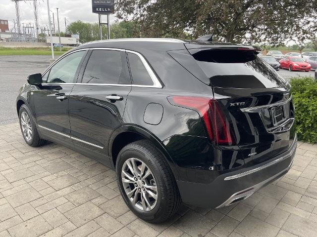 new 2021 Cadillac XT5 car, priced at $32,999