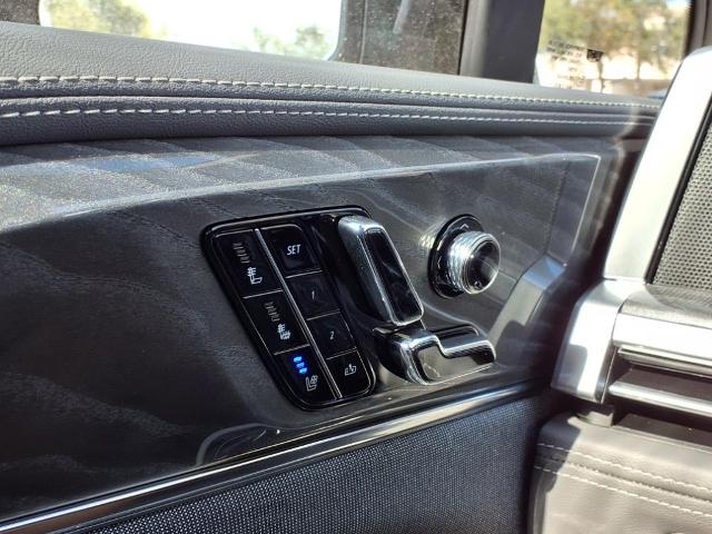 used 2025 Cadillac ESCALADE IQ car