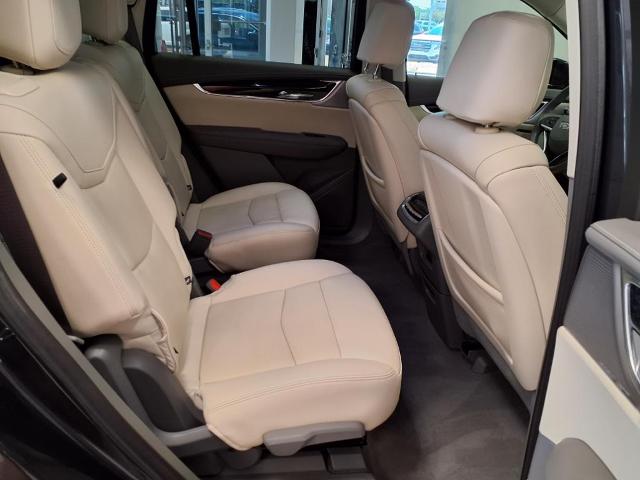 used 2023 Cadillac XT6 car, priced at $38,856