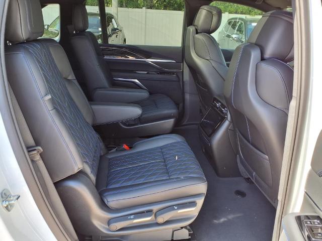 used 2025 Cadillac ESCALADE IQ car