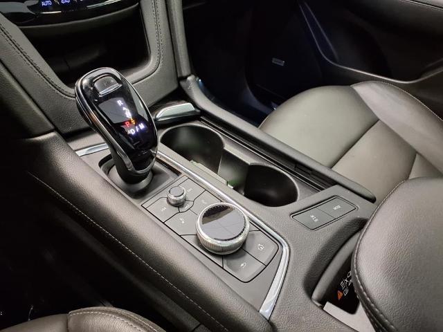 used 2021 Cadillac XT5 car, priced at $29,494