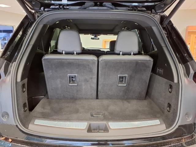used 2024 Cadillac XT6 car, priced at $43,454