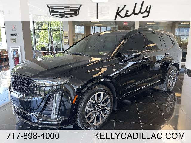 used 2022 Cadillac XT6 car, priced at $35,000