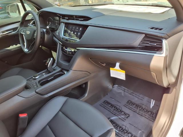 used 2025 Cadillac XT6 car, priced at $49,815