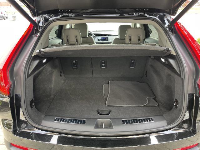 new 2019 Cadillac XT4 car, priced at $28,999