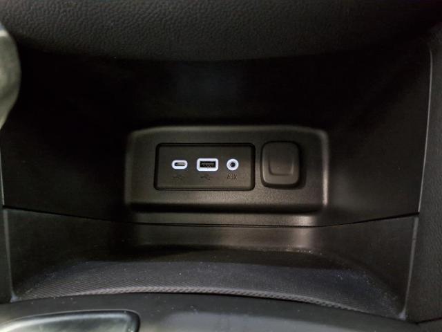 new 2019 Chevrolet Equinox car, priced at $14,675