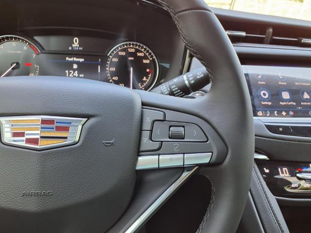 used 2025 Cadillac XT6 car, priced at $49,815