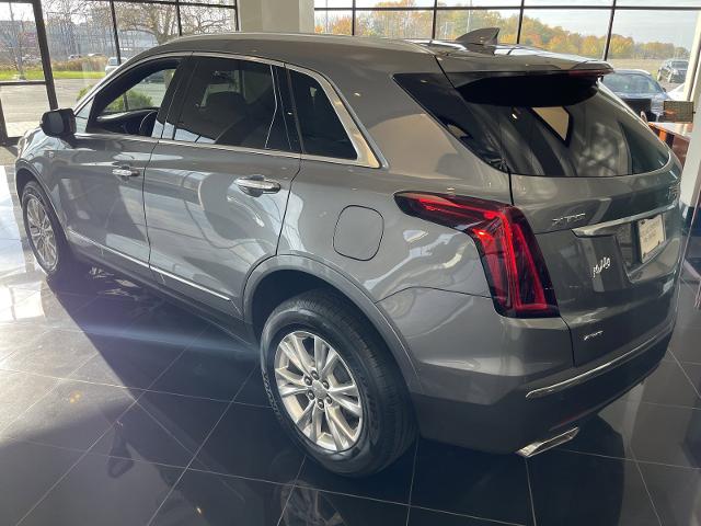 new 2022 Cadillac XT5 car, priced at $27,500