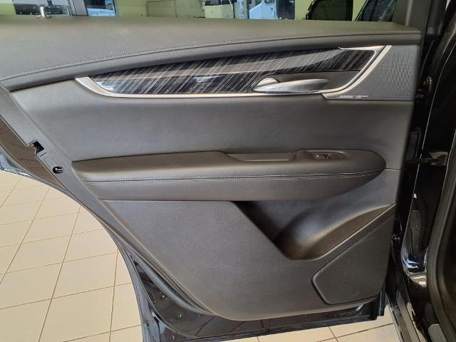 used 2023 Cadillac XT6 car, priced at $34,068