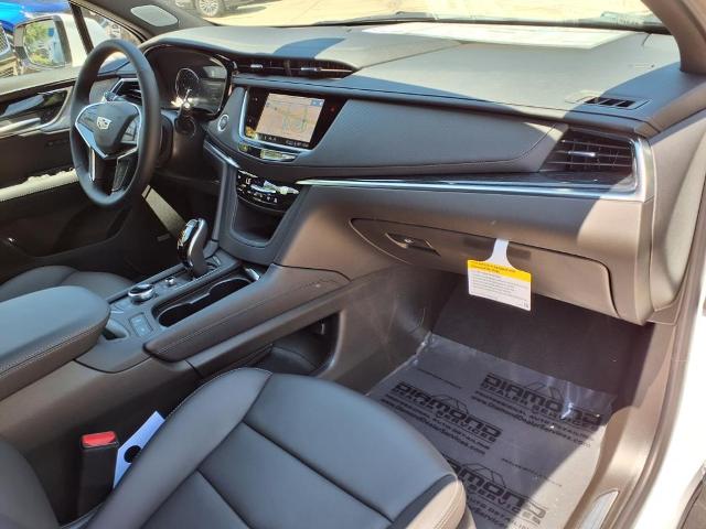 used 2025 Cadillac XT5 car, priced at $53,215