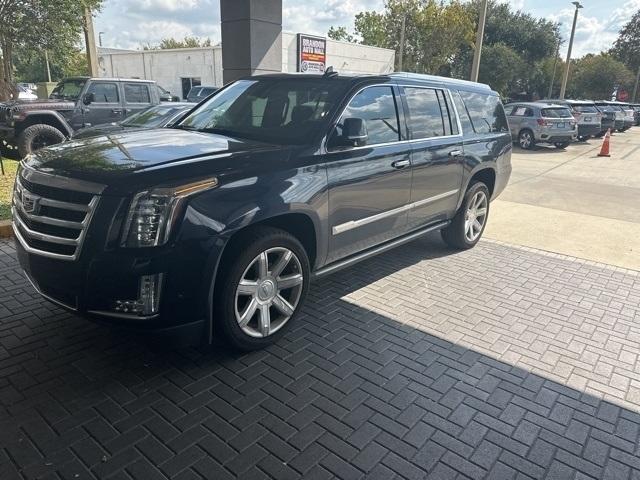 new 2018 Cadillac Escalade ESV car