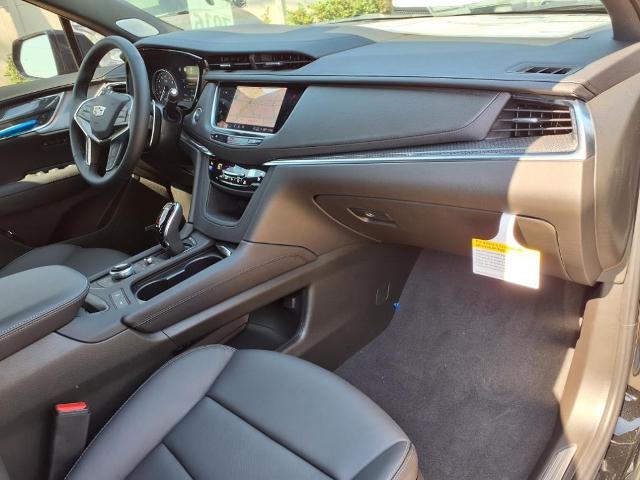 used 2025 Cadillac XT5 car, priced at $61,040