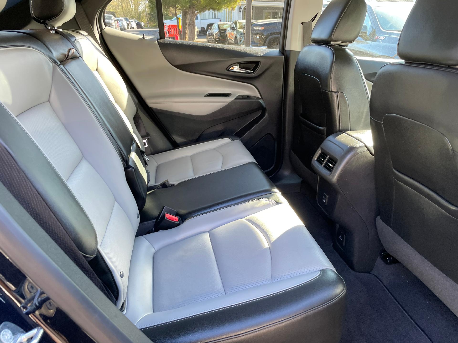 used 2021 Chevrolet Equinox car, priced at $24,995