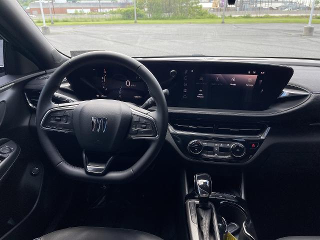 new 2024 Buick Envista car, priced at $25,999