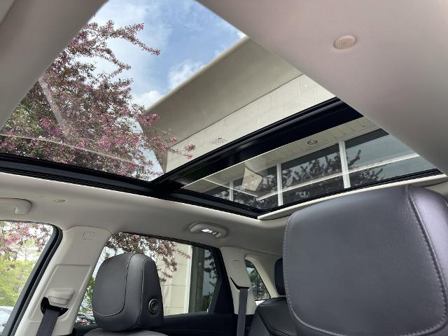 new 2019 Cadillac XT5 car, priced at $28,999