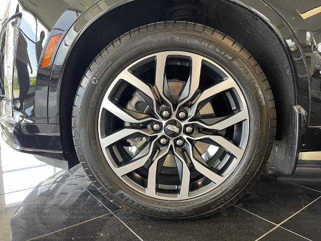 used 2022 Cadillac XT6 car, priced at $35,000