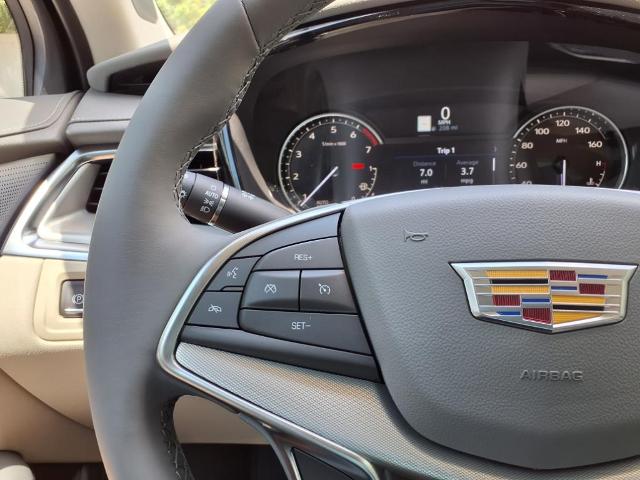 used 2025 Cadillac XT5 car, priced at $50,990