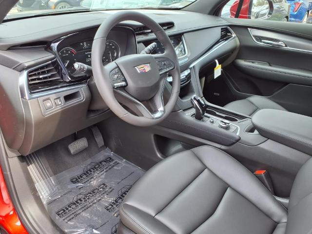 used 2025 Cadillac XT6 car, priced at $49,815
