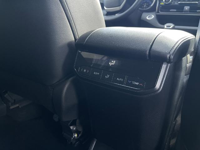 new 2024 Toyota Highlander car, priced at $47,999