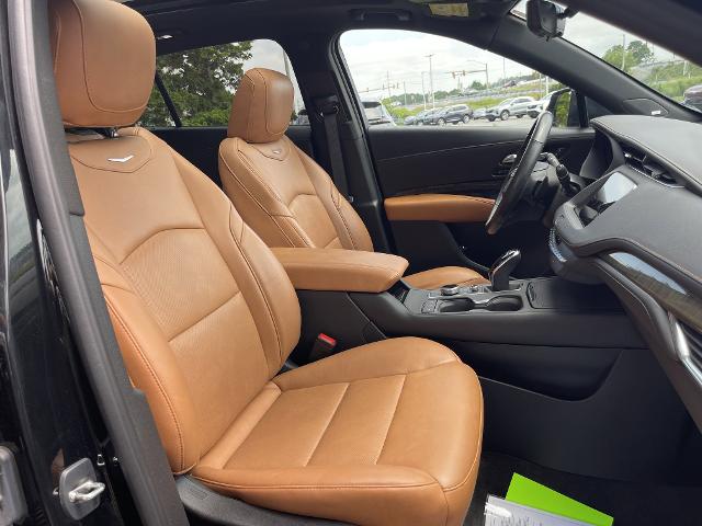 new 2021 Cadillac XT4 car, priced at $27,999