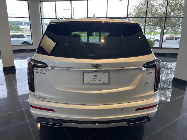 used 2022 Cadillac XT6 car, priced at $45,999