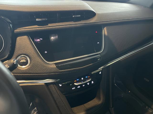 used 2022 Cadillac XT6 car, priced at $35,000