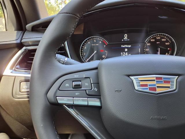used 2025 Cadillac XT6 car, priced at $49,815
