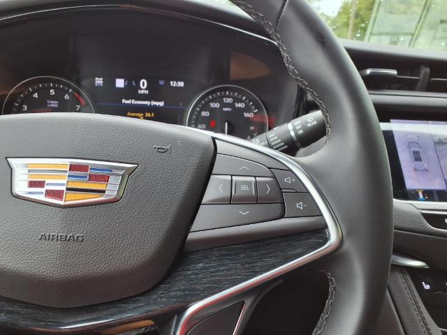 used 2025 Cadillac XT5 car, priced at $53,174