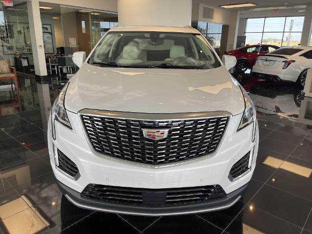 used 2022 Cadillac XT5 car, priced at $39,999