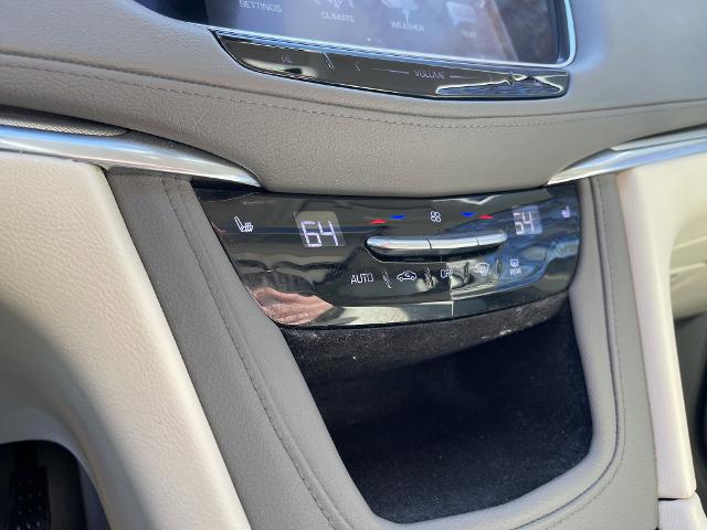 new 2017 Cadillac XT5 car, priced at $19,999