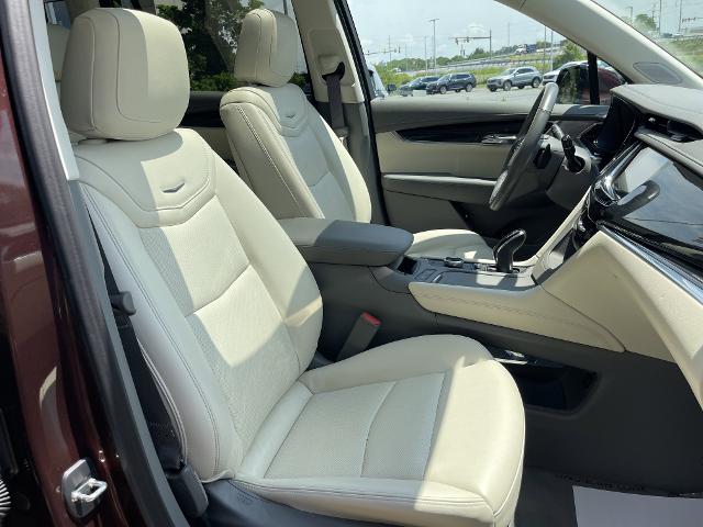 new 2023 Cadillac XT6 car, priced at $44,999