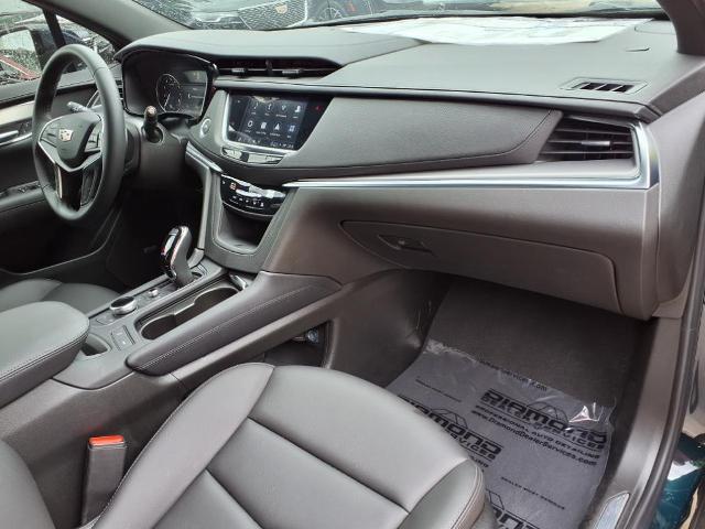 used 2025 Cadillac XT5 car, priced at $41,610