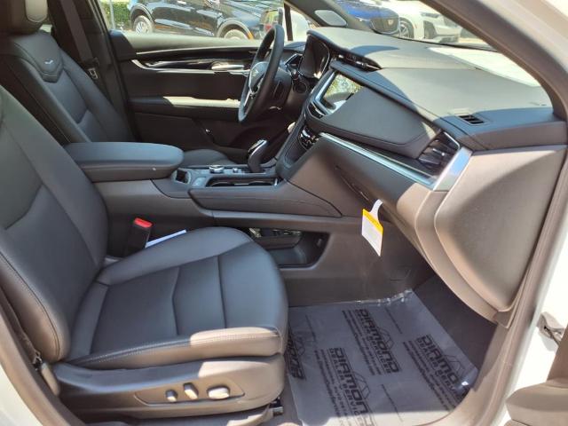 used 2025 Cadillac XT5 car, priced at $53,215