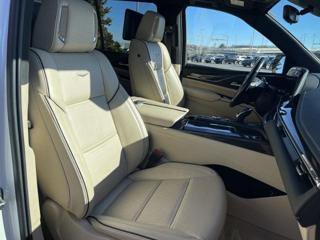 new 2021 Cadillac Escalade car