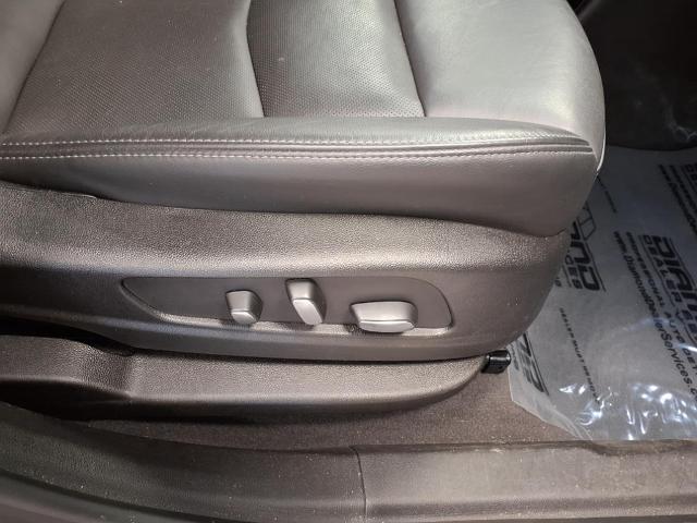 used 2024 Cadillac XT6 car, priced at $44,072